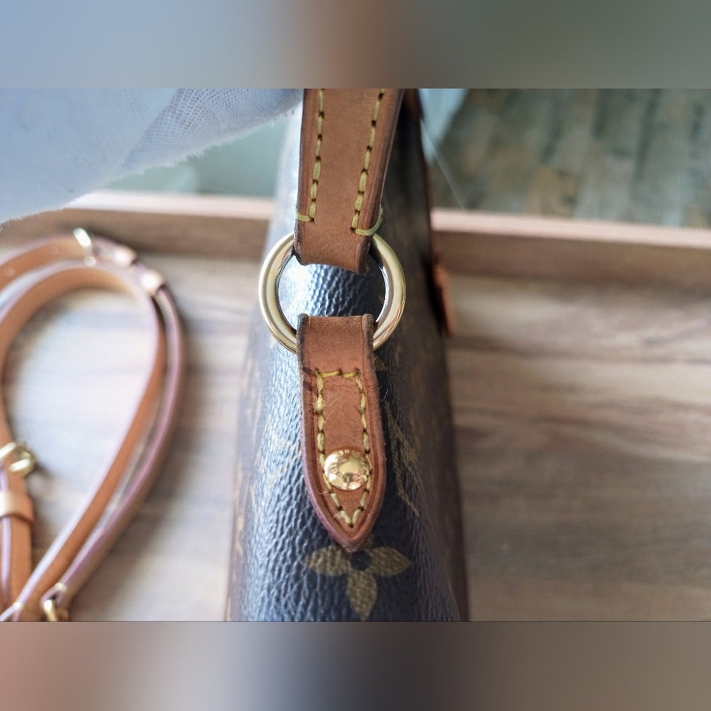 Authentic Louis Vuitton LV Monogram Cluny BB Witch Original Strap