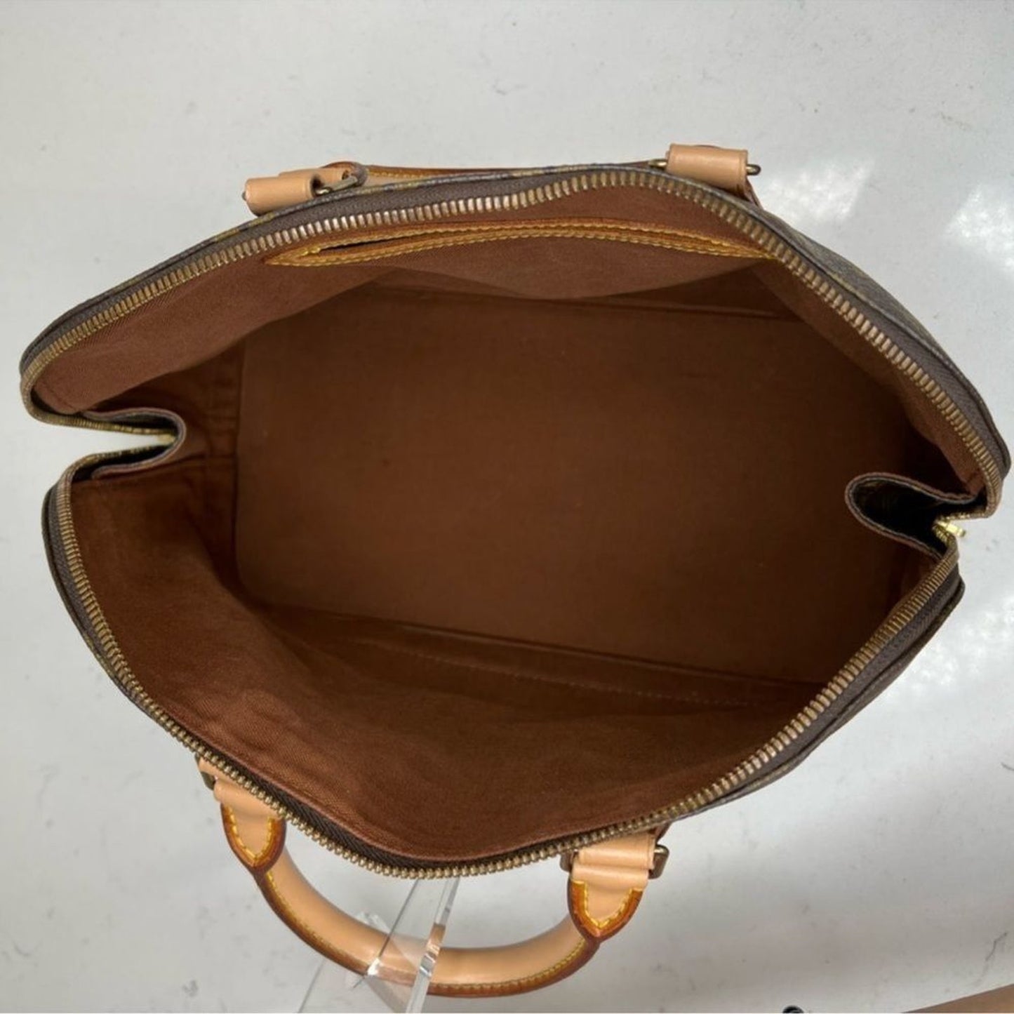 💯 AUTH Louis Vuitton Alma PM