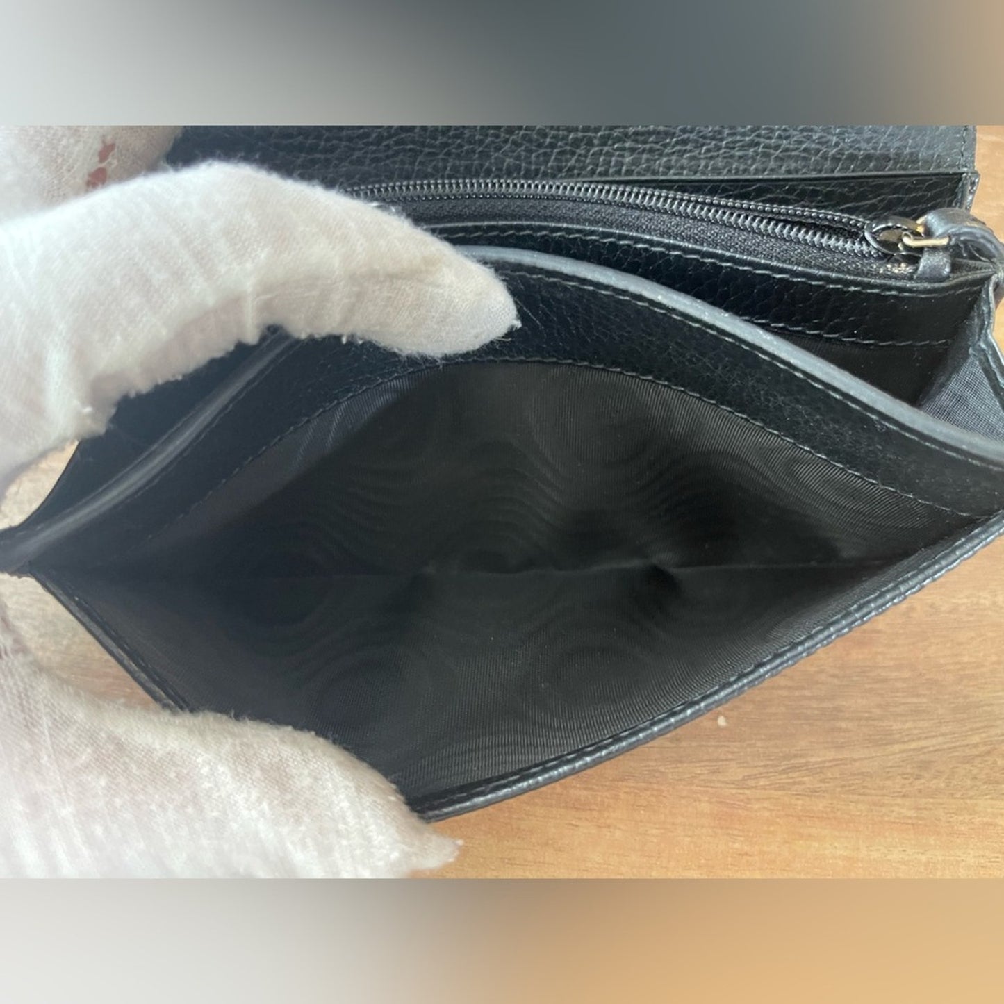 Authentic Gucci Marmont Black leather Wallet on Chain