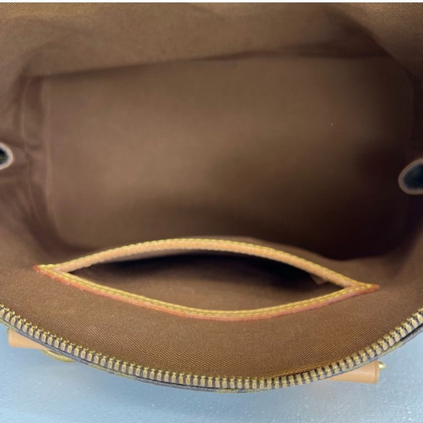 💯 AUTH Louis Vuitton Alma PM