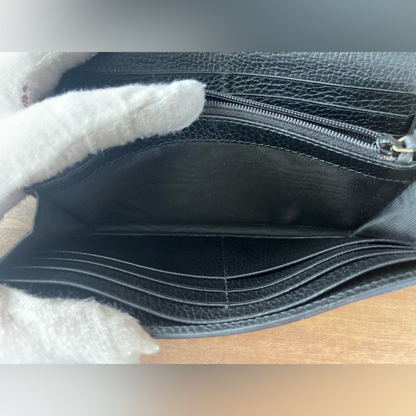 Authentic Gucci Marmont Black leather Wallet on Chain