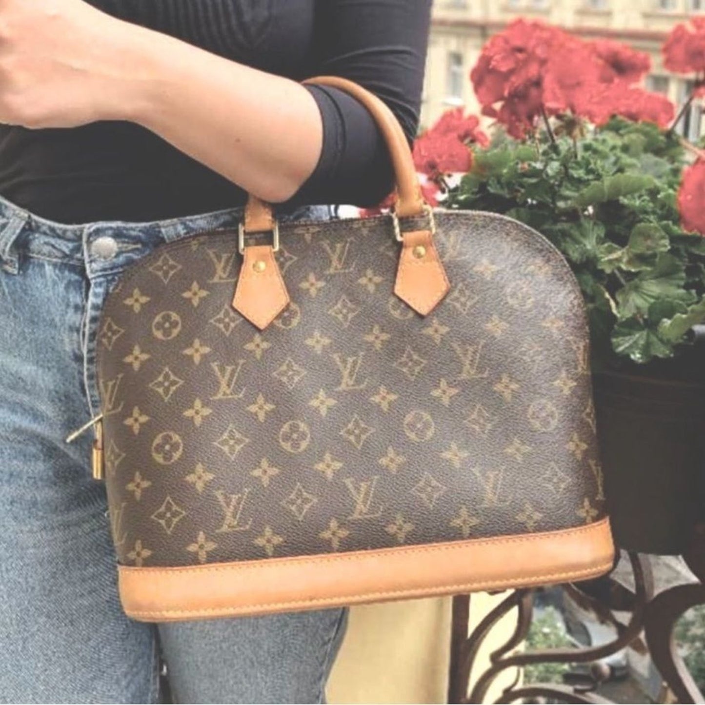 💯 AUTH Louis Vuitton Alma PM