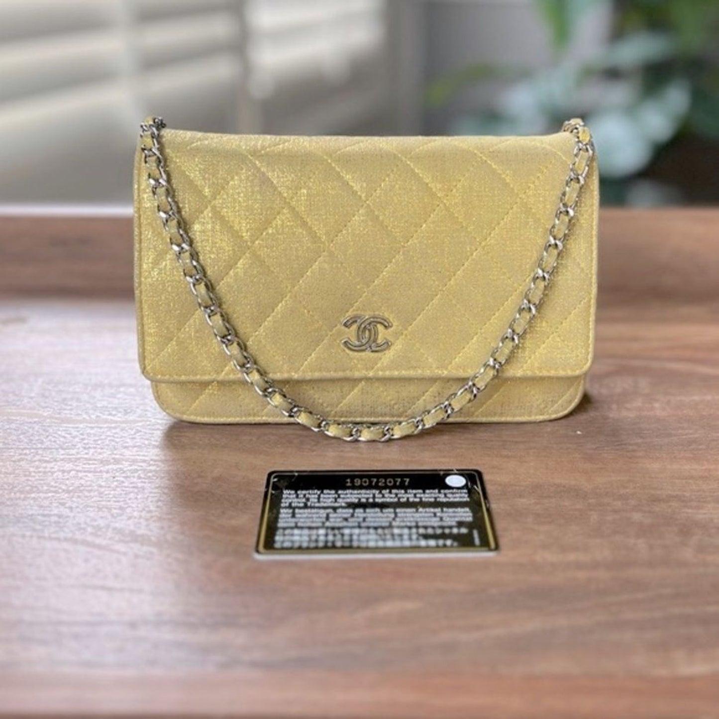 💯 AUTH Chanel classic Matelasse flap bag in iridescent gold / yellow