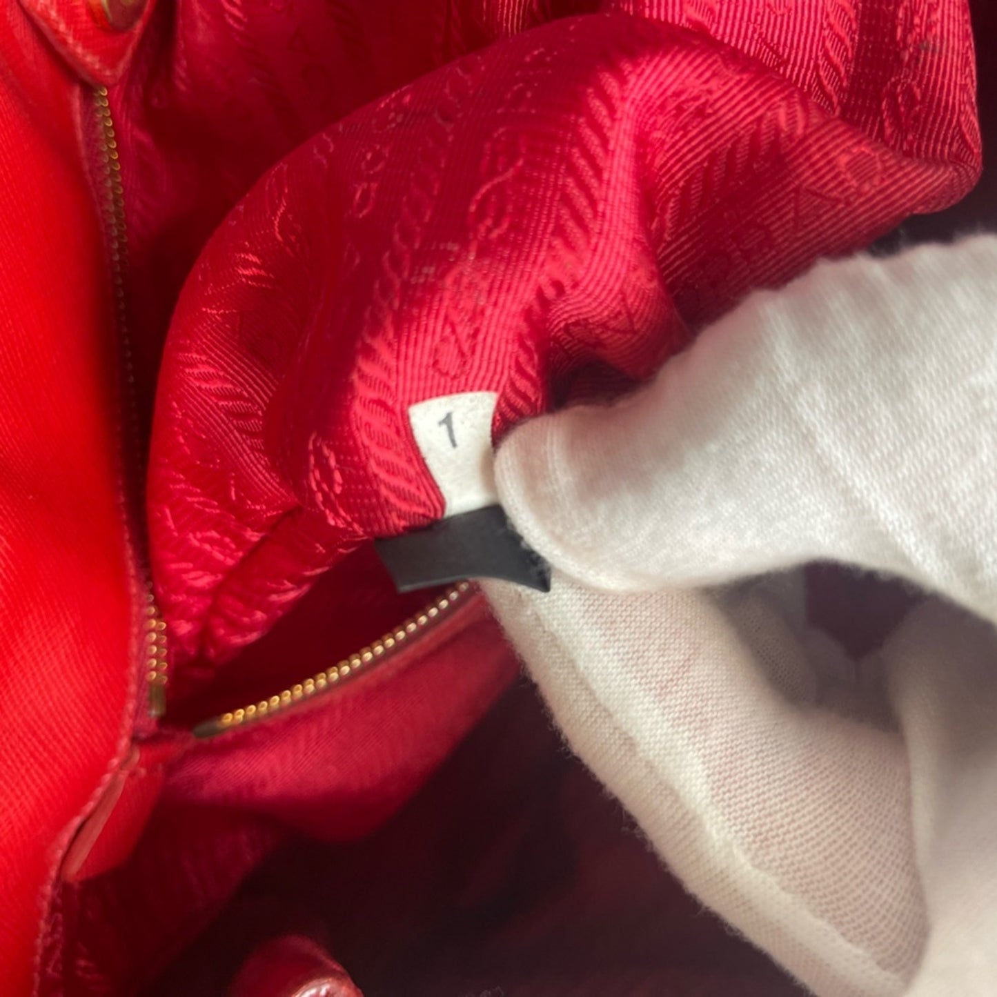 Authentic Prada Large Galleria Tote in Red Saffiano Leather