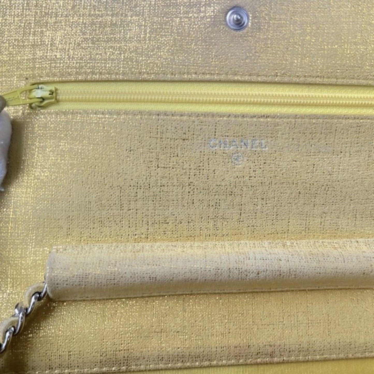 💯 AUTH Chanel classic Matelasse flap bag in iridescent gold / yellow