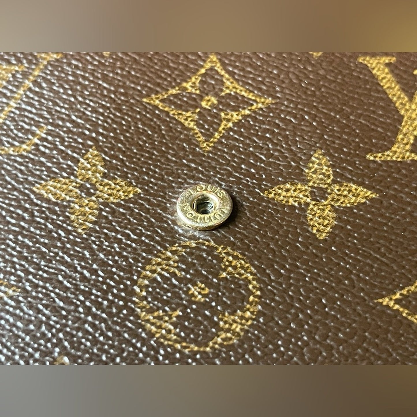 Authentic Louis Vuitton LV Monogram Felicie Pochette with Original Chain