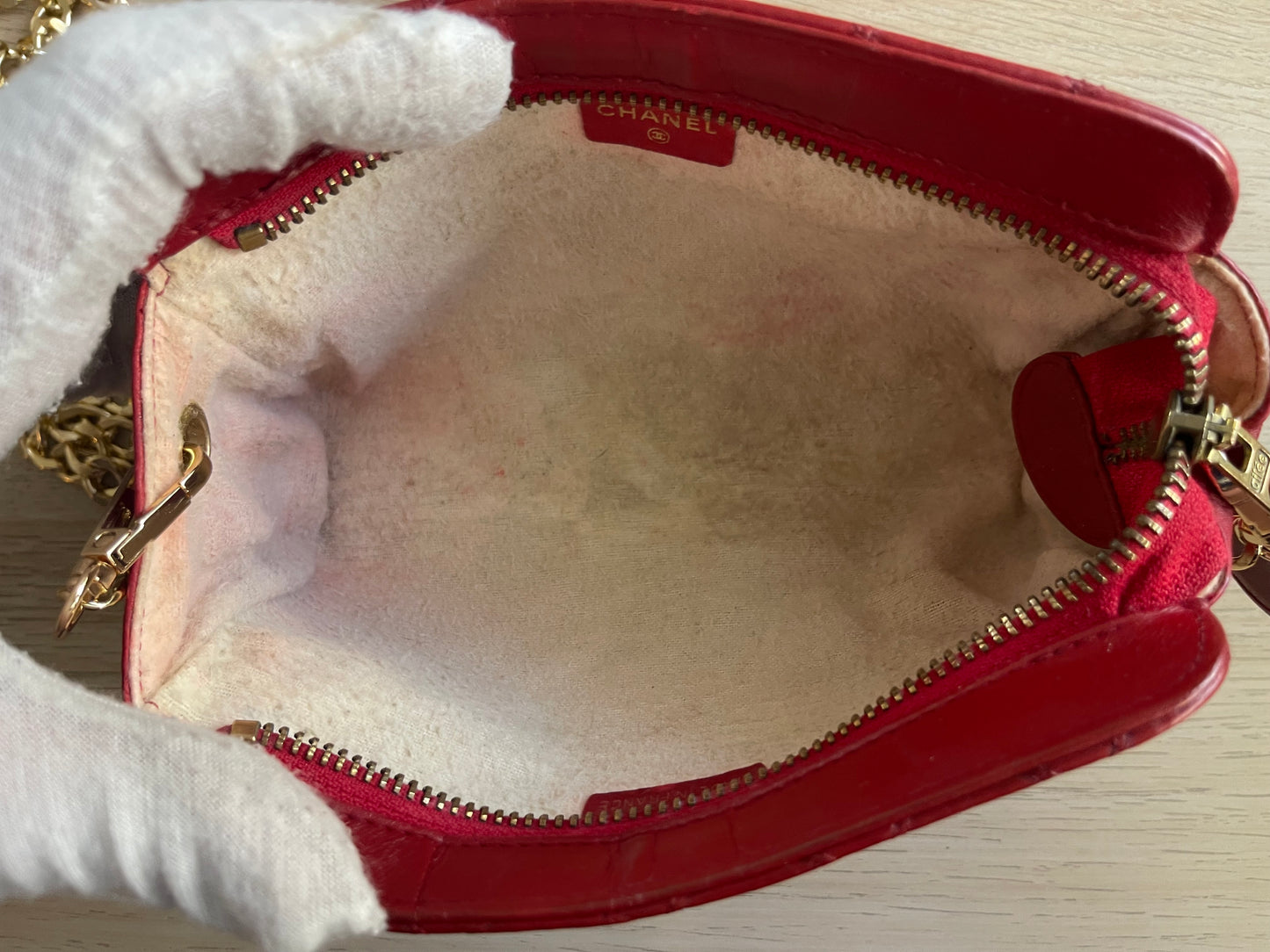 Chanel wild stitch matelasse CC Pochette in red