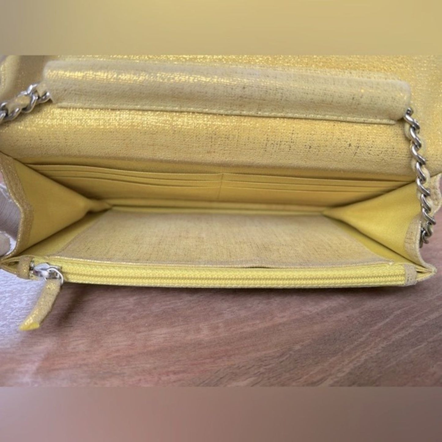 💯 AUTH Chanel classic Matelasse flap bag in iridescent gold / yellow