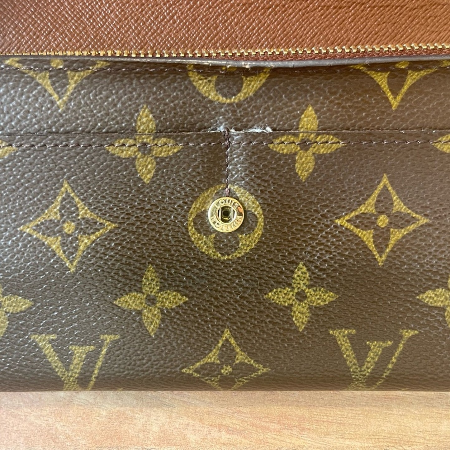 Authentic Louis Vuitton Monogram  Sarah Wallet on Chain