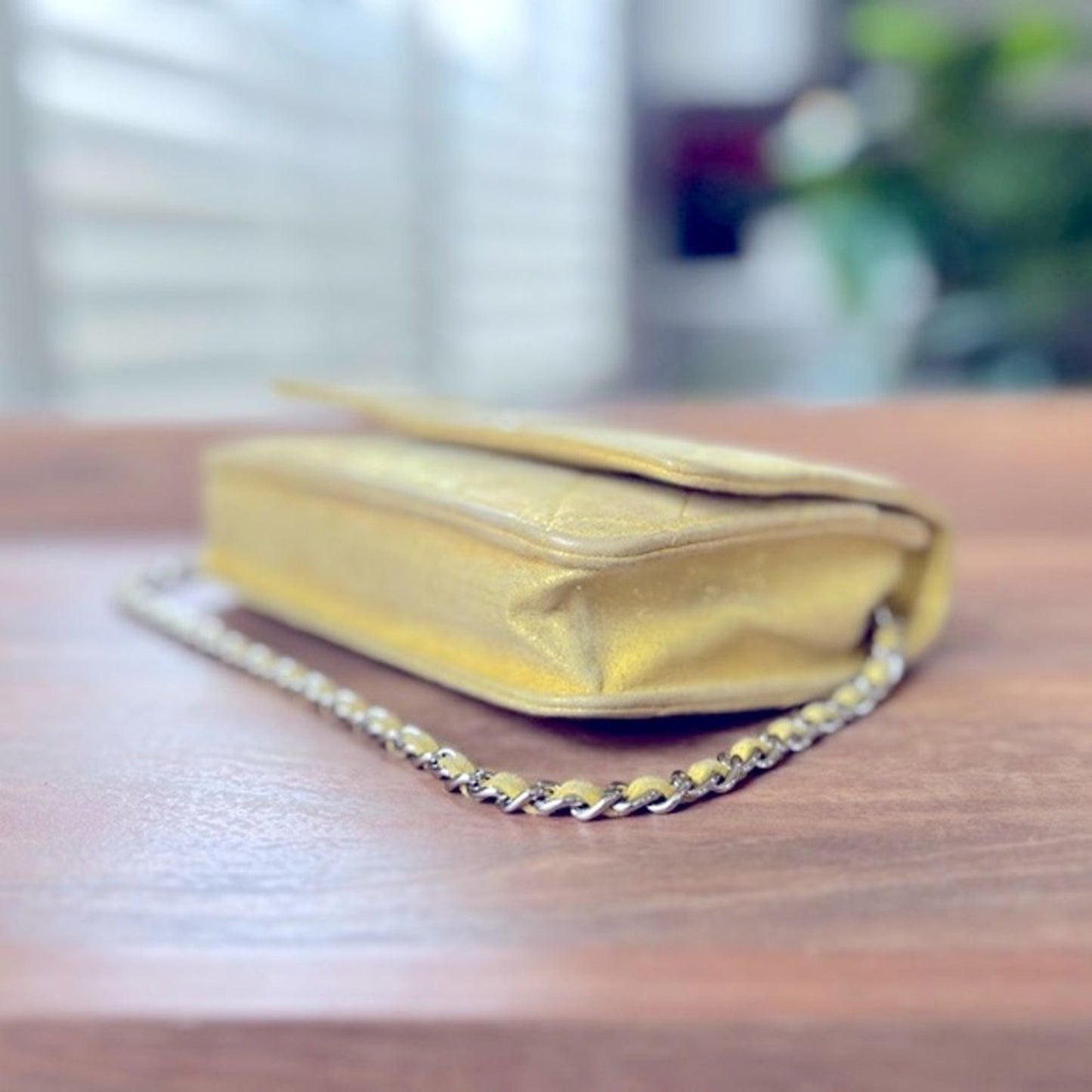 💯 AUTH Chanel classic Matelasse flap bag in iridescent gold / yellow